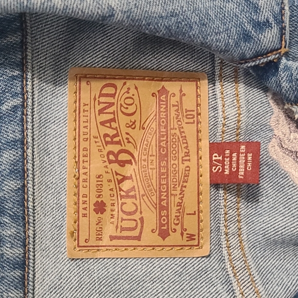 Embroidered Denim Jacket - Picture 3 of 6